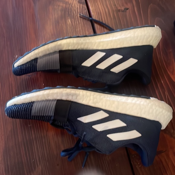 Adidas Boost - Picture 5 of 5